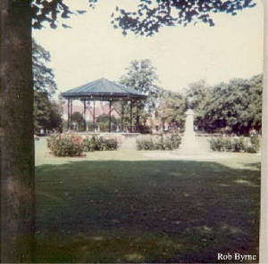 eastleigh.bandstand.jpg